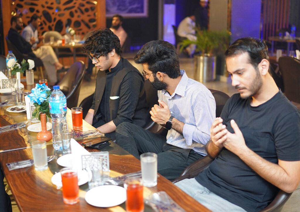 Breaking Fast Together